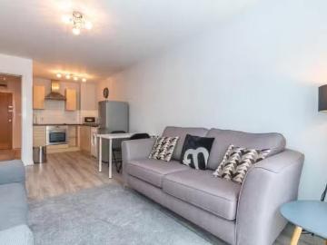 1 bedroom apartment for rent in West Two, Suffolk Street Queen.