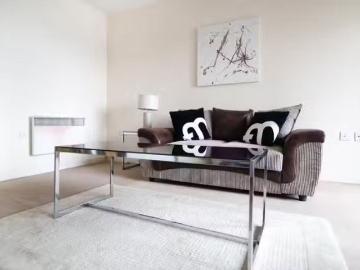 1 bedroom apartment for rent in West Two, Suffolk Street Queen.