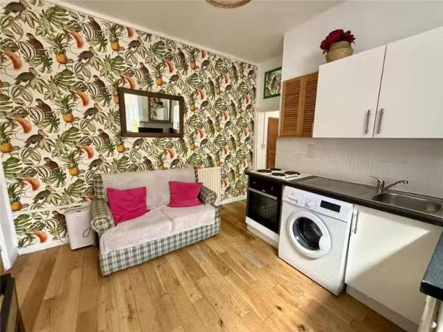 1 bedroom apartment for rent in York Road, York House, Birming.