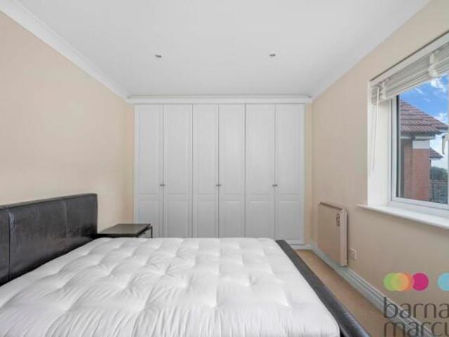 1 bedroom apartment for rent in 24 26 Friern Park, North Finchley, N12