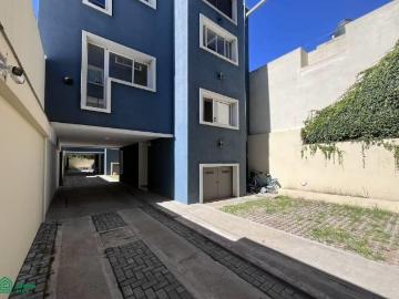 1 bedroom apartment for rent with garage option