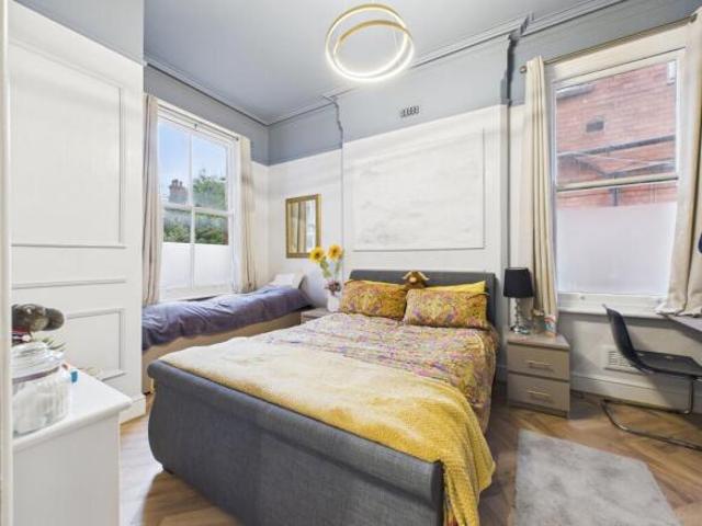 1 bedroom apartment for sale in Mansfield Road, Nottingham, NG5