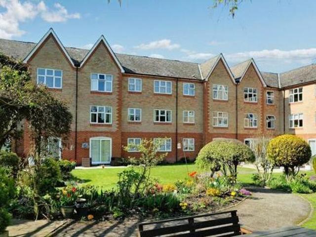 1 Bedroom Apartment For Sale In Old Moulsham, Chelmsford