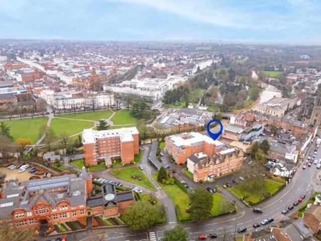 1 bedroom apartment for sale in Avenue Road, Leamington Spa, Warwickshire, CV31