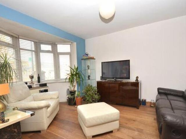 1 Bedroom Apartment For Sale In Aylesbury