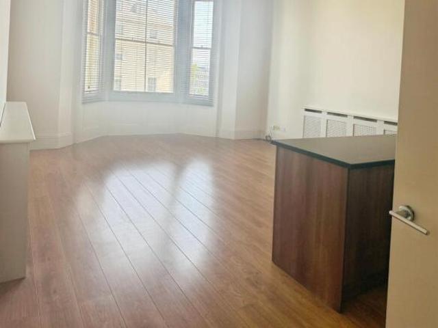 1 bedroom apartment for sale in Clarendon Place, Leamington Spa, CV32