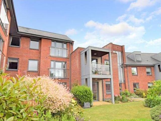 1 Bedroom Apartment For Sale In Devizes, Wiltshire