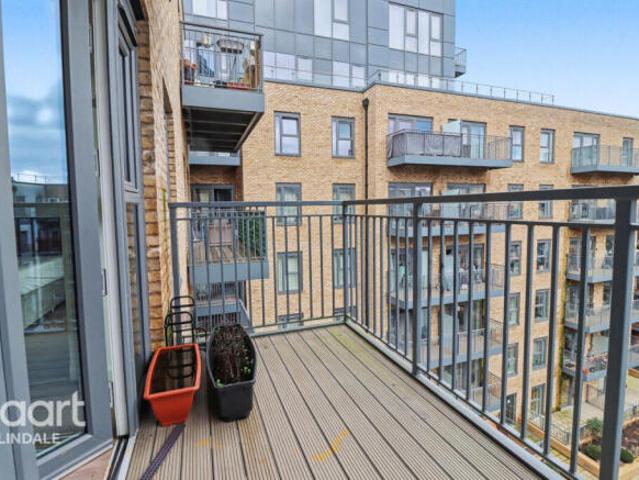 1 bedroom apartment for sale in Farington House, Beaufort Park, NW9