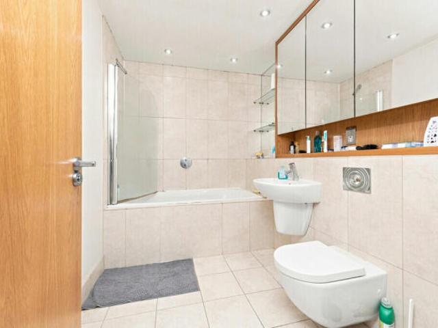 1 bedroom apartment for sale in Firth Street, Huddersfield, HD1