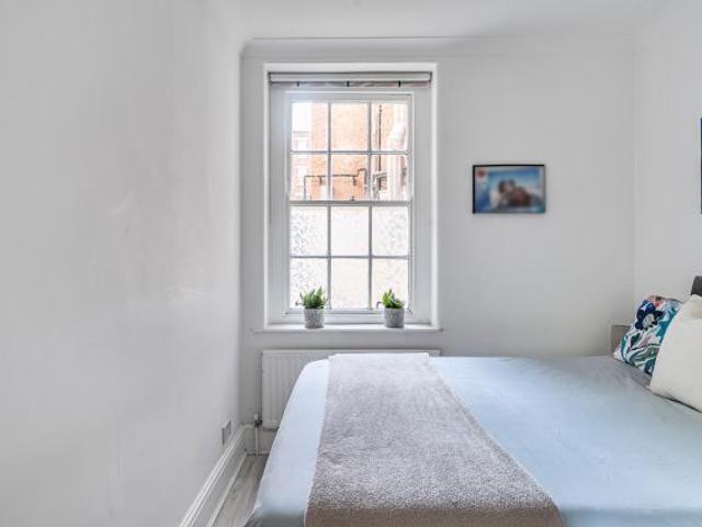 1 bedroom apartment for sale in Grove End Road, London, NW8