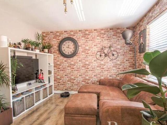 1 Bedroom Apartment For Sale In Highwoods