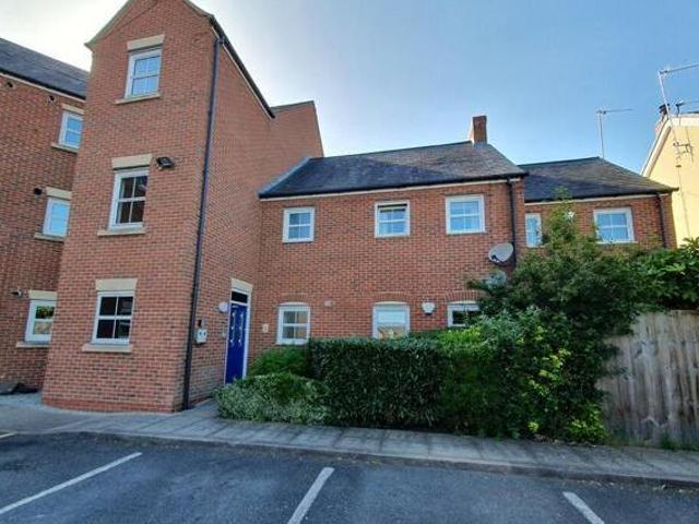 1 Bedroom Apartment For Sale In Hollands Road