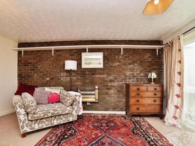 1 Bedroom Apartment For Sale In Inglemire Avenue