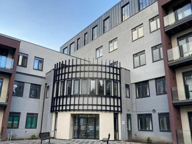 1 Bedroom Apartment For Sale In Streetsbrook Road