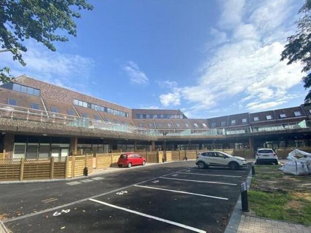 1 Bedroom Apartment For Sale In Salisbury, Wiltshire