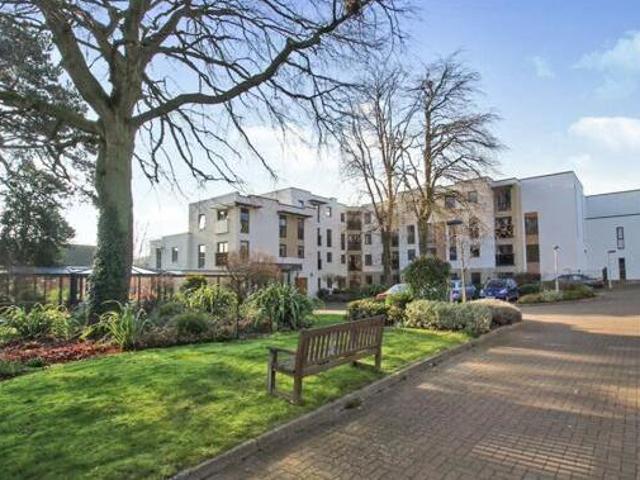 1 Bedroom Apartment For Sale In Southbank Road, Kenilworth