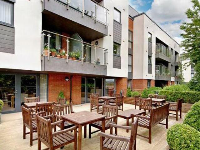 1 Bedroom Apartment For Sale In Taunton, Somerset