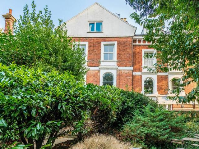 1 bedroom apartment for sale in Thorpe Road, Grove House, NR1