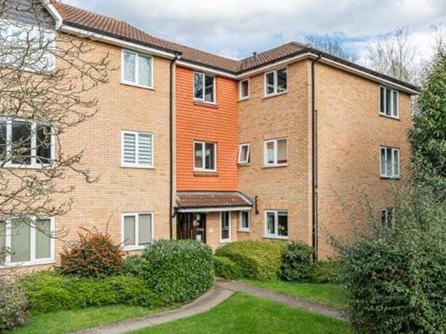 1 Bedroom Apartment For Sale In Ware, Hertfordshire