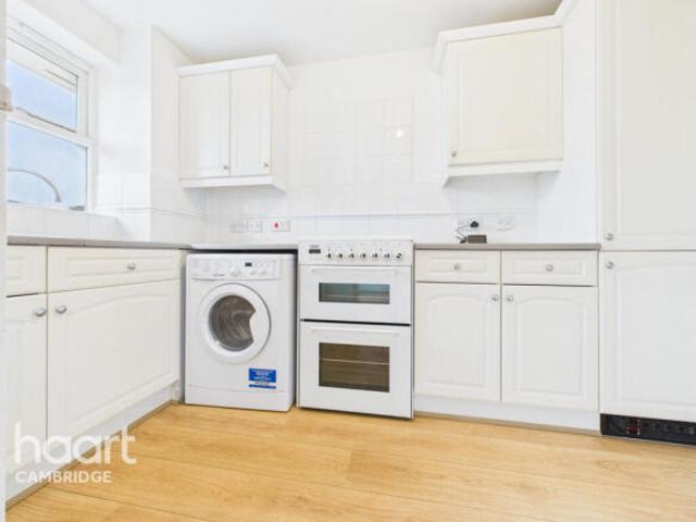 1 bedroom apartment for sale in Winstanley Court, Cromwell Road, Cambridge, CB1