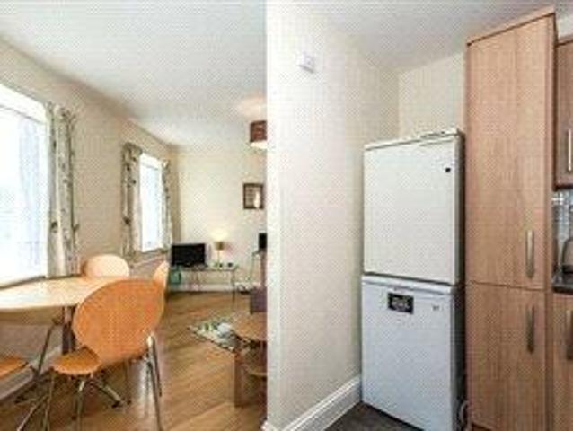 1 bedroom apartment for sale in Woodhead Drive, Cambridge, CB4