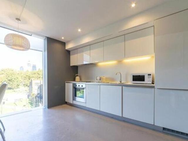 1 Bedroom Apartment For Sale In 1 Trundle Street, London