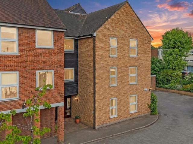 1 bedroom apartment for sale