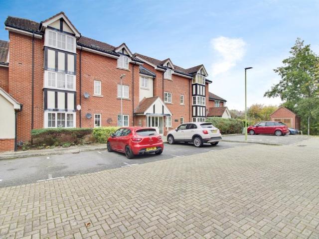 1 bedroom apartment for sale