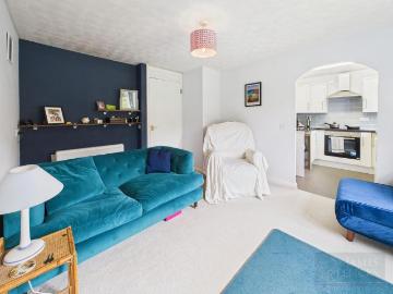 1 bedroom apartment for sale
