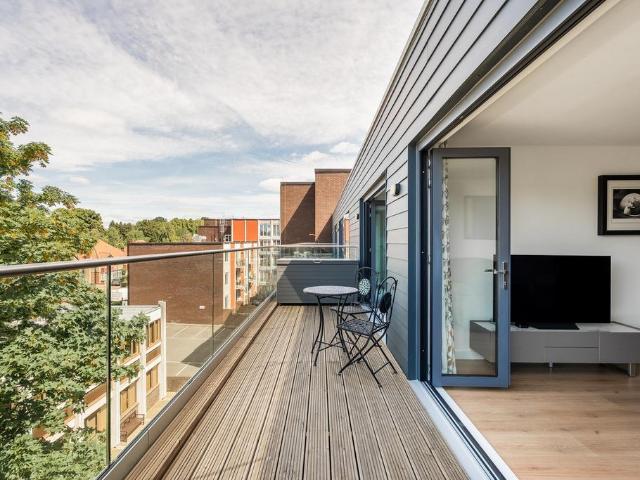 1 bedroom apartment for sale