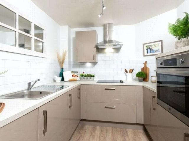 1 bedroom apartment for sale