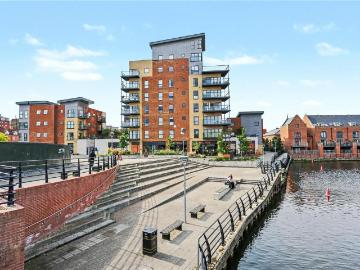1 bedroom apartment for sale