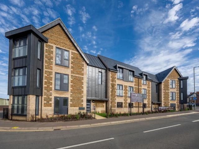 1 bedroom apartment for sale