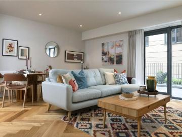 Edinburgh, Shetland - Garden, Security