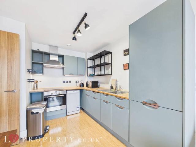 1 bedroom apartment for sale