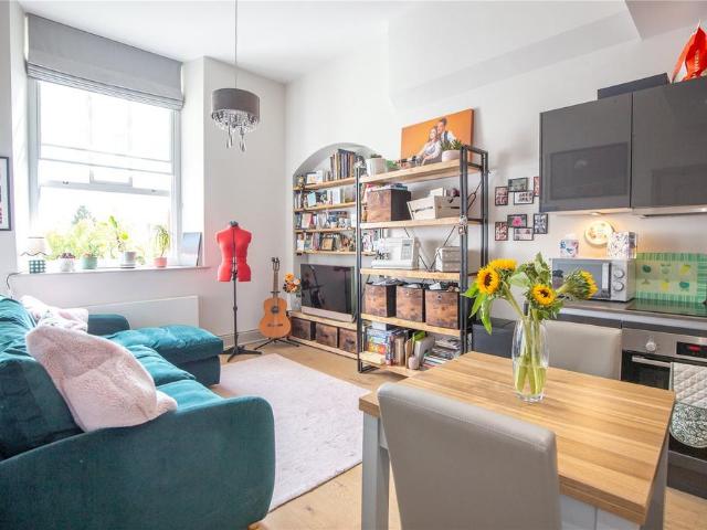 1 bedroom apartment for sale