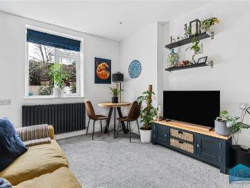 Holloway, London, Greater London - Garden