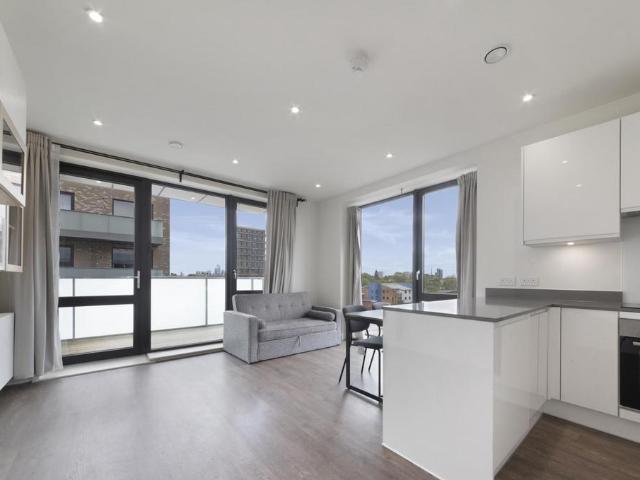 1 bedroom apartment for sale