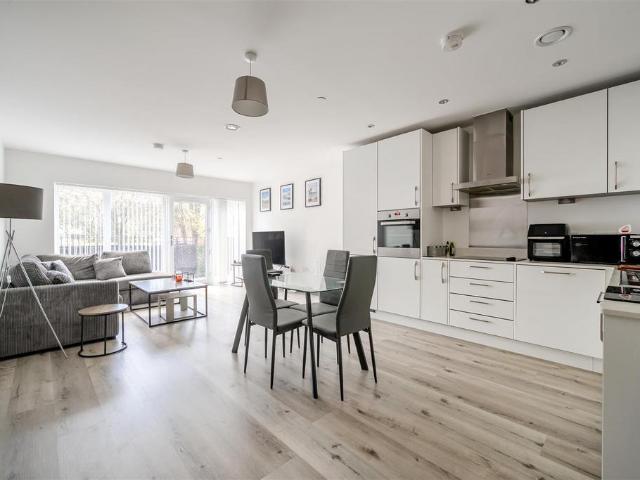 1 bedroom apartment for sale
