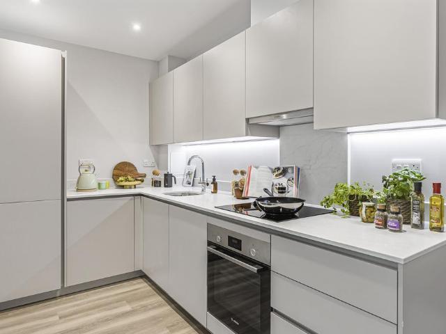 1 bedroom apartment for sale