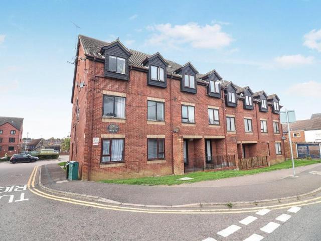 1 bedroom apartment for sale