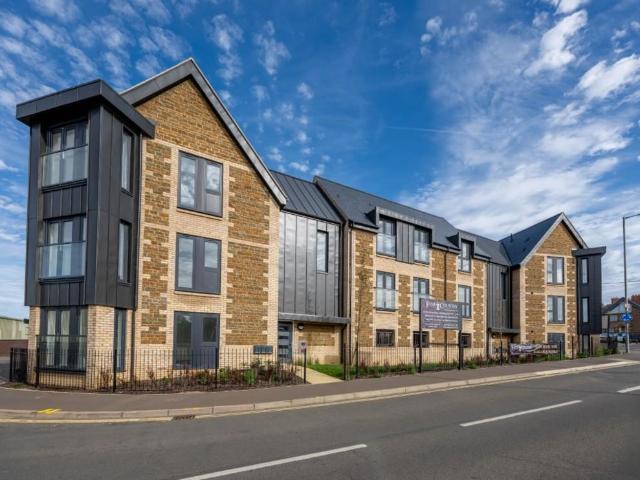 1 bedroom apartment for sale