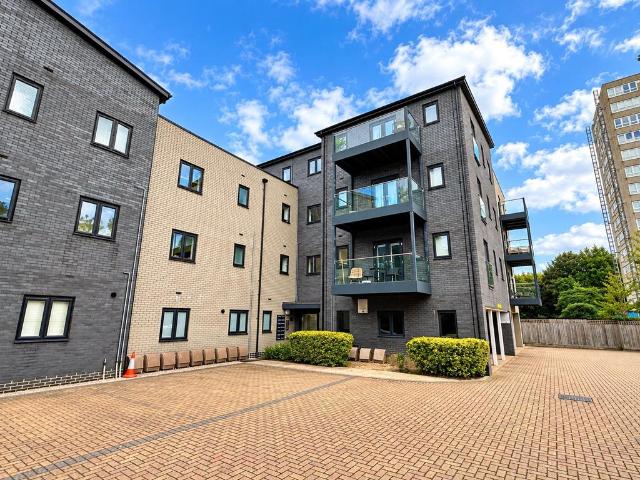 1 bedroom apartment for sale