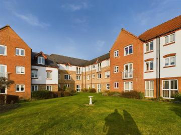 Downham Market, Norfolk county, Isles of Scilly TR, Cornwall county, South West England