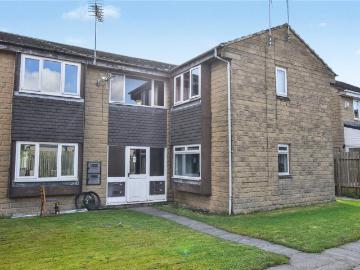 Leeds, West Yorkshire, North England - Equipped kitchen