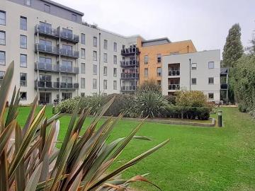 Grosvenor Way SW17 London, SW17, Tooting Graveney, London, Greater London