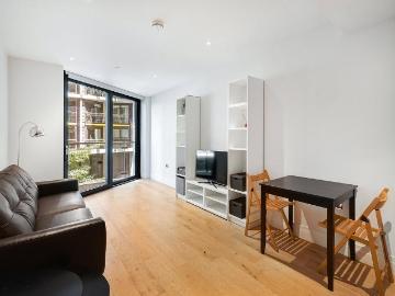 Nine Elms, London, Greater London - Garden