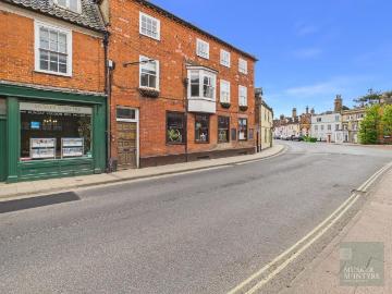 Bungay, Norfolk county, Isles of Scilly TR, Cornwall county, South West England