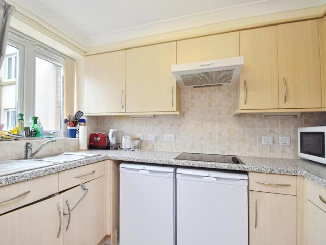 1 bedroom apartment for sale