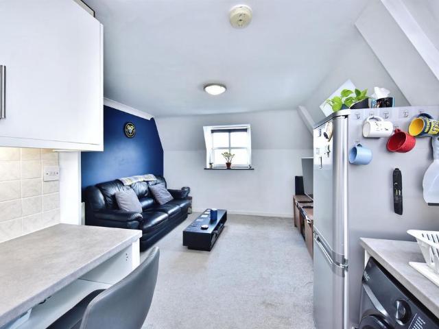 1 bedroom apartment for sale
